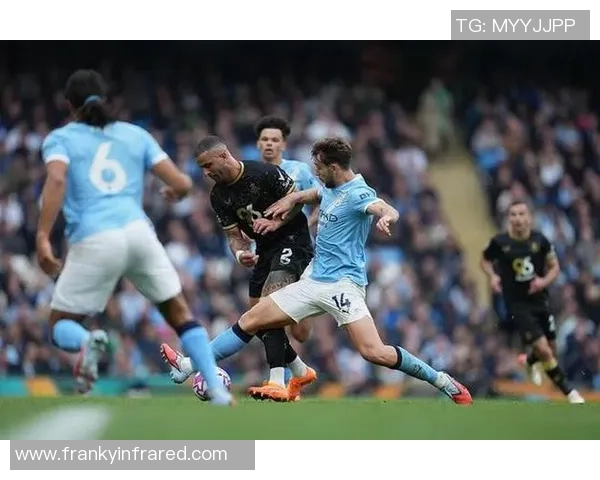 中超激战曼城小胜巴萨乌龙球成比赛转折点引发热议