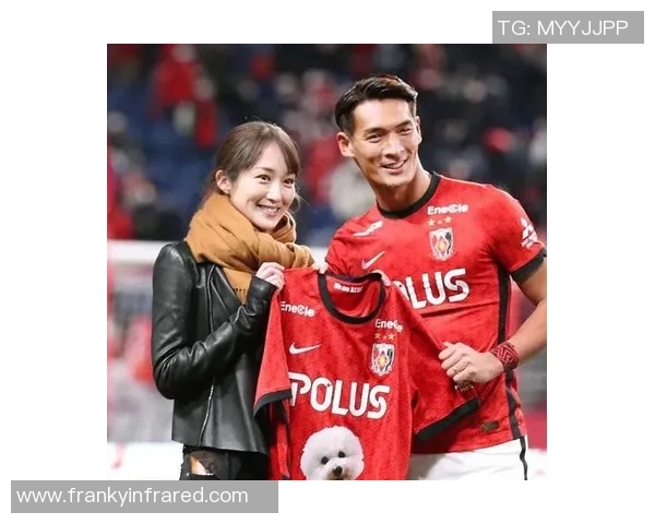 黄敏专访:从绿茵场到人生舞台的足球旅程回顾与展望