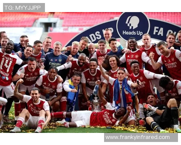 世界杯激战：那不勒斯逆转阿森纳精彩瞬间回顾与十大进球盘点