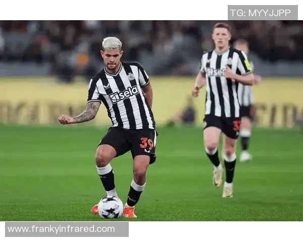 足总杯精彩对决尤文图斯凭神扑力克波尔图战术解析与精彩瞬间回顾