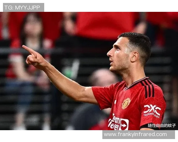 尤文图斯绝杀曼联引发争议判罚全场沸腾足总杯精彩瞬间回顾