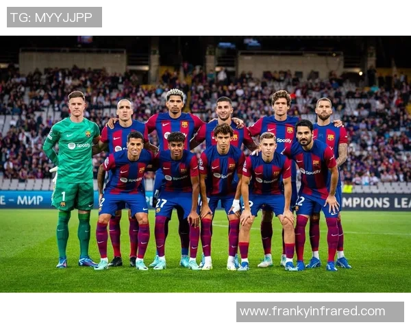 意甲激战：巴黎圣日耳曼点球大战险胜巴萨全场沸腾解析