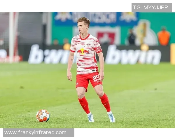 欧联杯激战巴萨主场3-0轻取莱比锡红牌争议引发全场热议