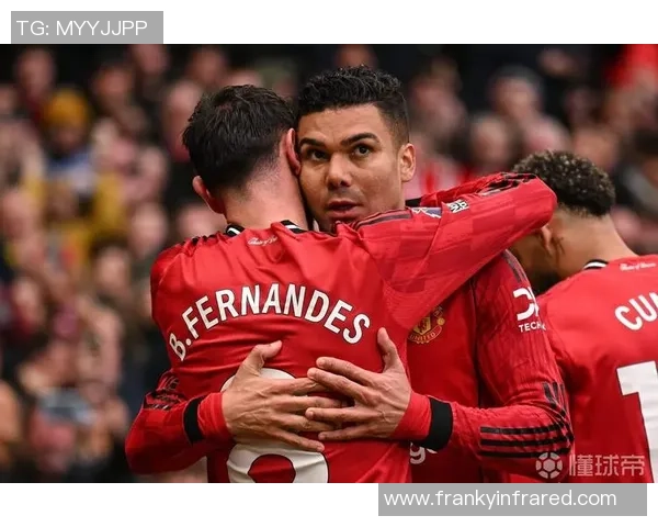 西甲激战:本菲卡大胜曼联5比1补时进球点燃全场激情